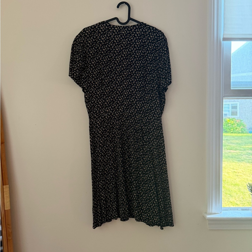 Madewell Button Wrap Floral Dress - Picture 6 of 6